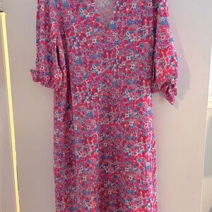 Lily Pulitzer NWT short sleeved dress/ coverup. Fun flowers. Soft 100% cotton.